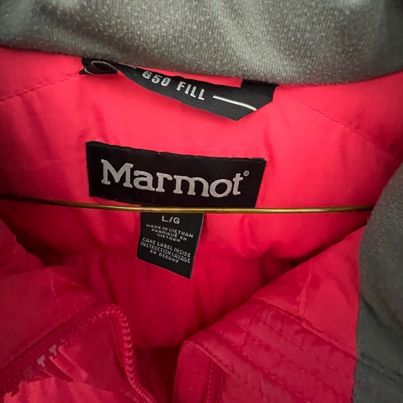 Marmot Bright Pink Insulated Jacket - Picture 2 of 3